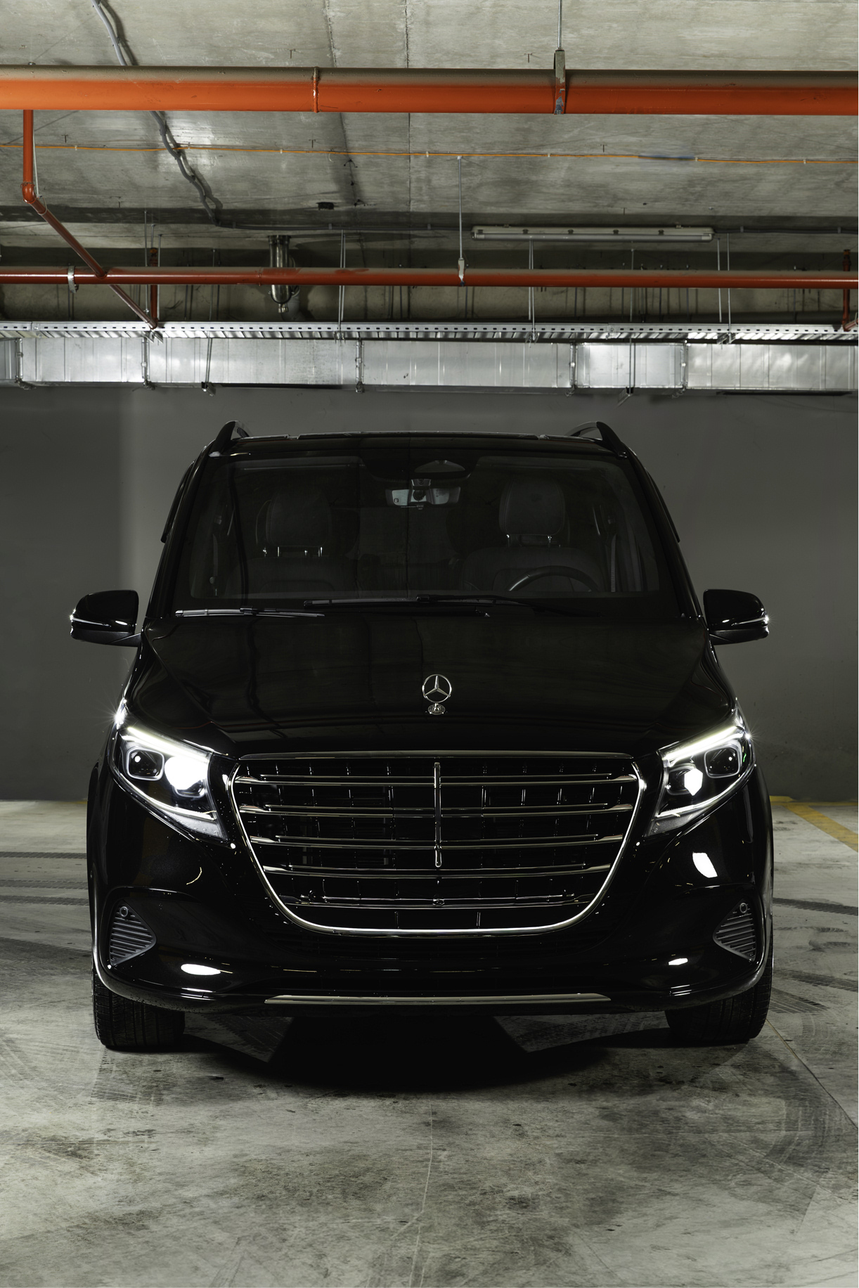 Mercedes V 300 thumbnail 5